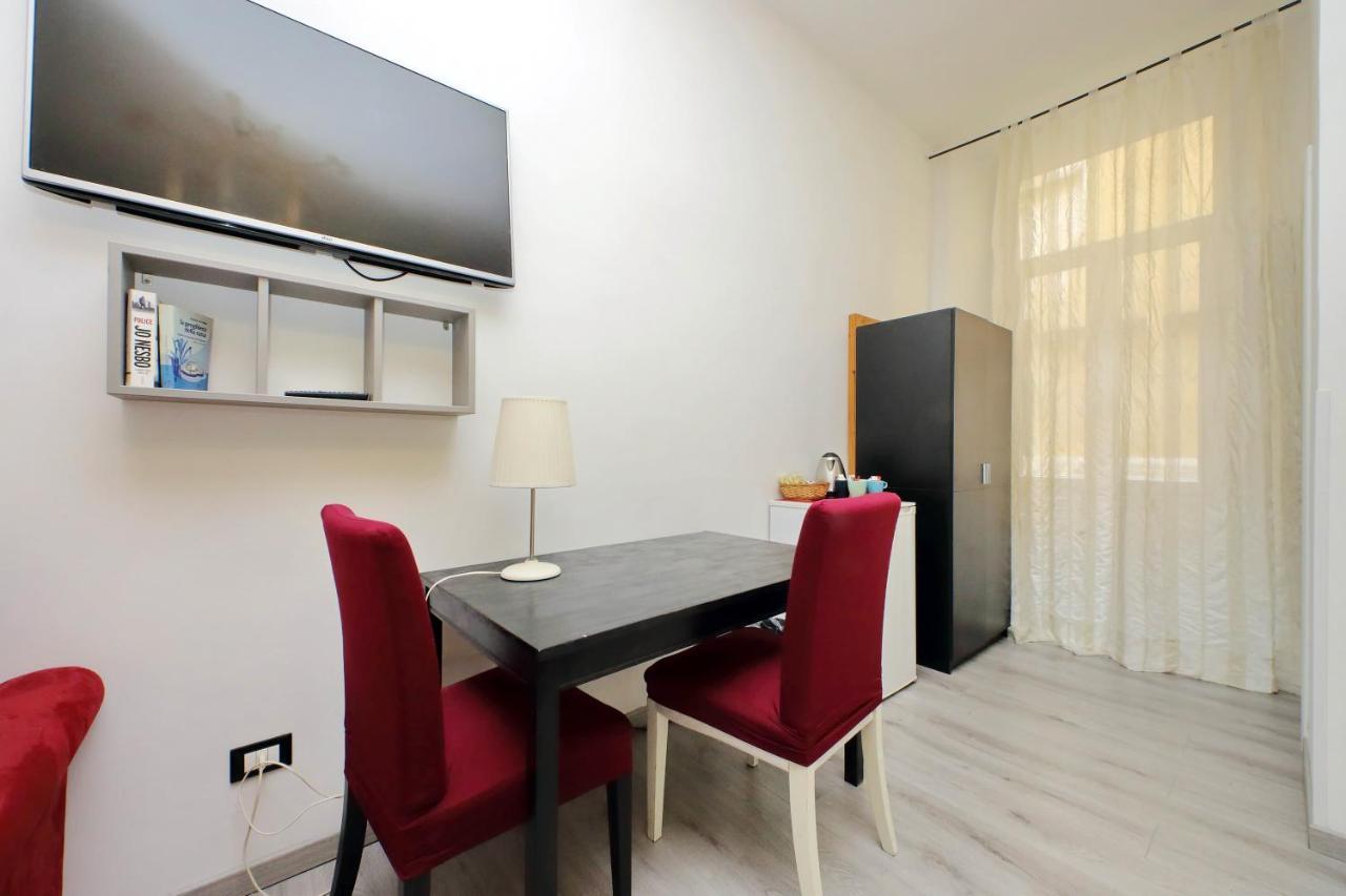 Lucky Holiday Rooms Roma Esterno foto