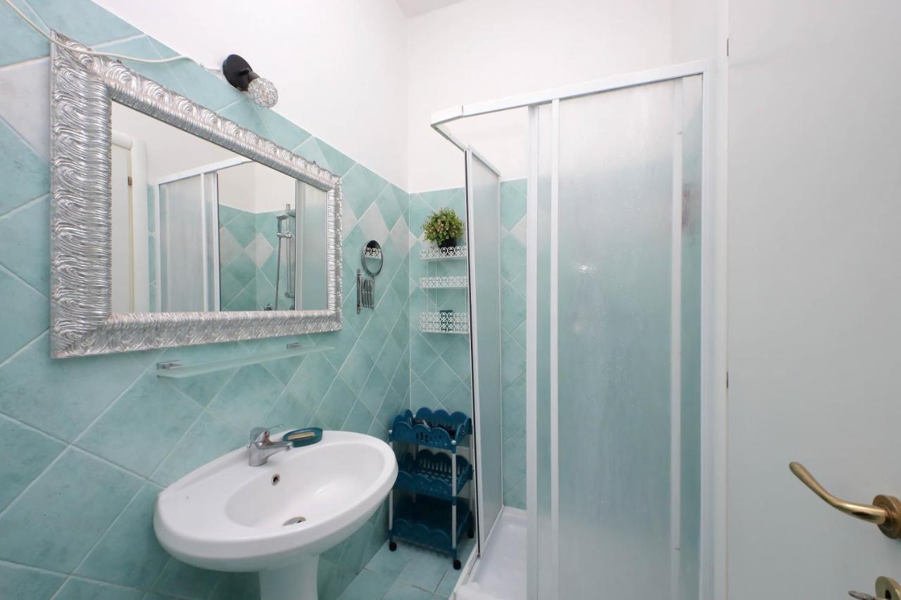 Lucky Holiday Rooms Roma Esterno foto